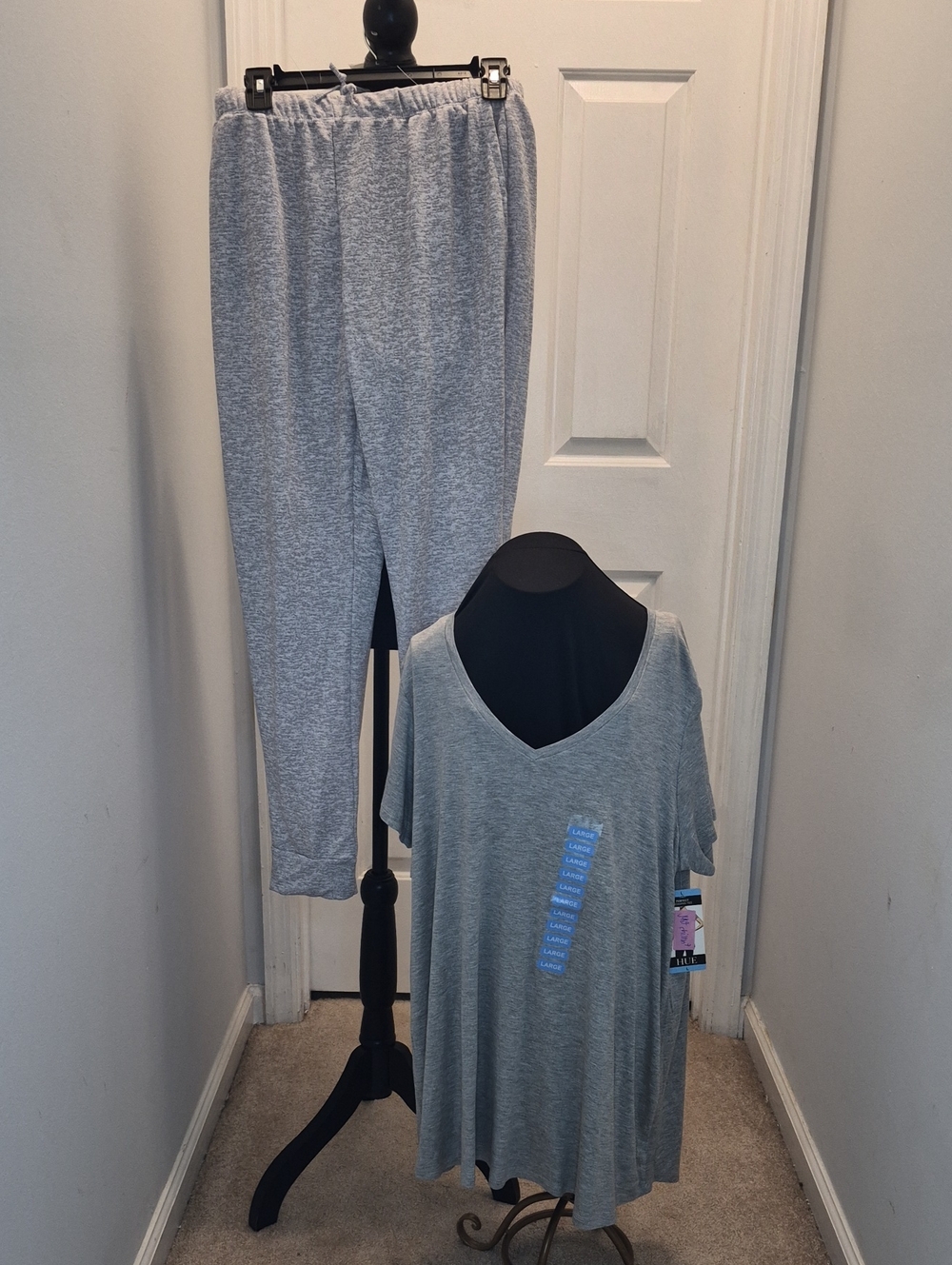 L3- Cozy Heather Gray Coordinated  Tee & Pants- sz Top- L/ Pants- XL